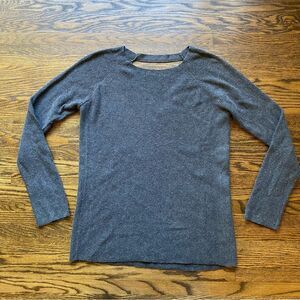 Athleta women’s fine ribbed sweater womens medium grey back cutout cashmere